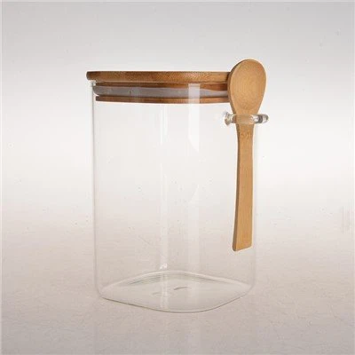 Quadratisches Vorratsglas mit Bambusdeckeln und Löffel